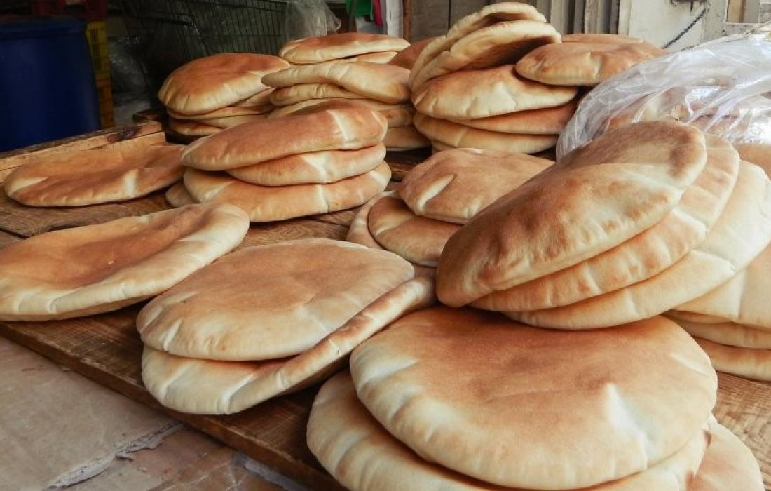 اقتصاد غزة تعلن سعر ووزن ربطة الخبز 