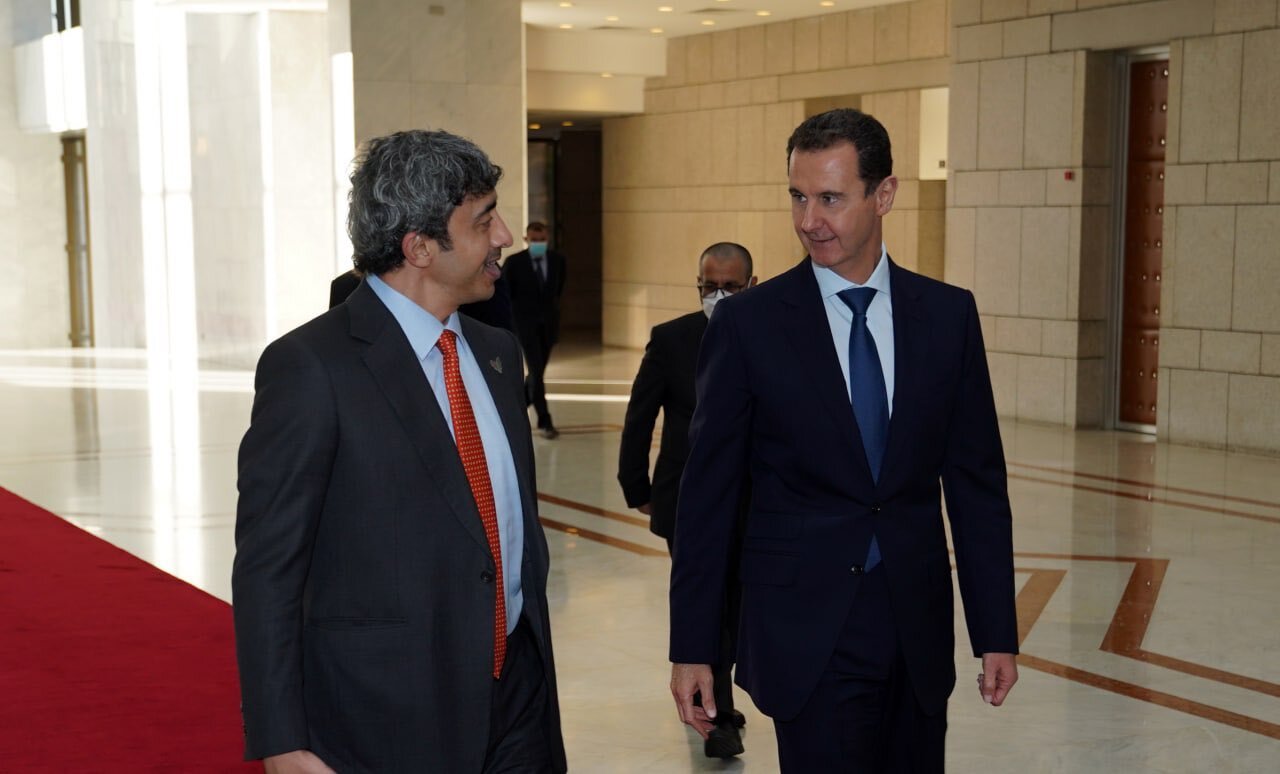 تفاصيل لقاء وزير الخارجية الإماراتي مع الرئيس السوري بشار الأسد في العاصمة دمشق