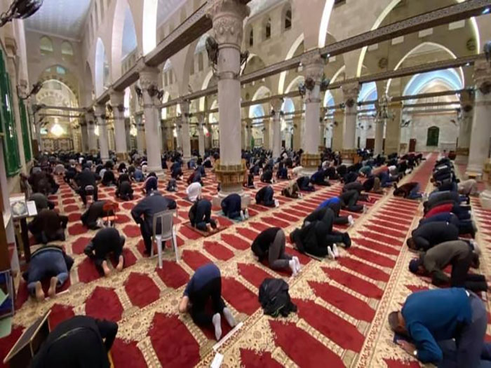 الأوقاف الفلسطينية تعلن عن إجراءات إعادة فتح المساجد اعتبارا من فجر الأحد