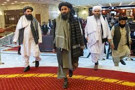 وسط بوادر أزمة مهاجرين.. قادة طالبان يطالبون بمساعدات دولية