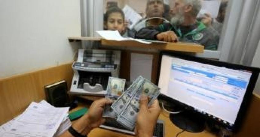المالية بغزة تعلن موعد صرف رواتب برنامج التشغيل المؤقت