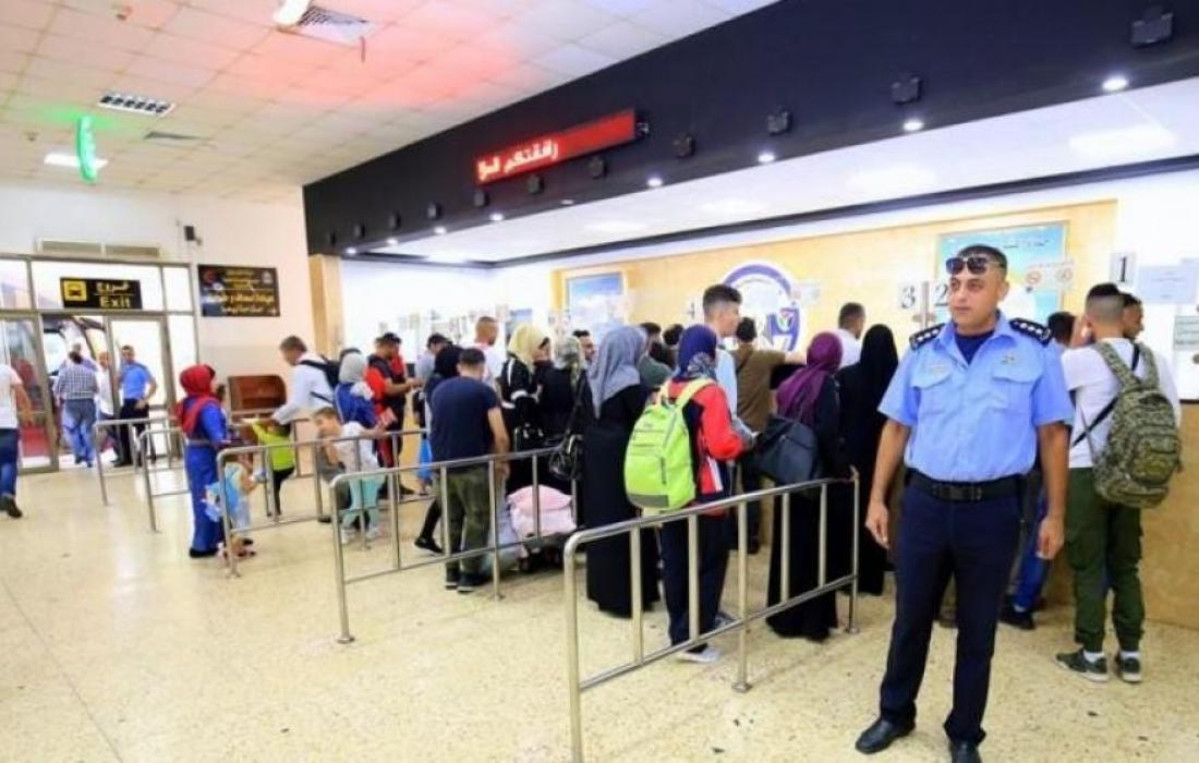 الشرطة الفلسطينية: تنقل 42 ألف مسافر عبر معبر الكرامة وتوقيف 156 مطلوبا الأسبوع الماضي