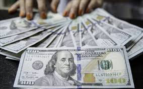 الدولار في ارتفاع.. صحيفة إسرائيلية تكشف السبب وراء ذلك