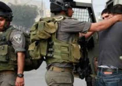 القدس.. الاحتلال يعتقل 10 شبان على الأقل على حاجز قلنديا