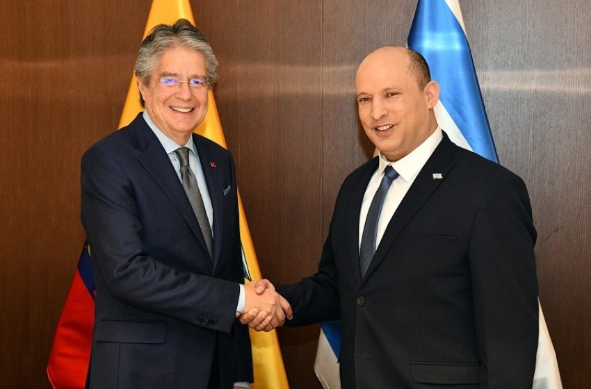 رئيس الإكوادور يلتقي بينت خلال زيارته لإسرائيل