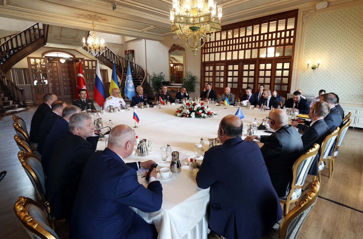 روسيا وأوكرانيا ستجريان محادثات جديدة بشأن الحبوب في تركيا الأسبوع المقبل