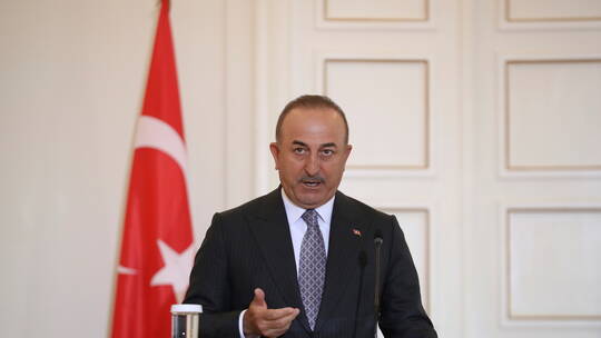 الخارجية التركية: نهدف إلى تعزيز العلاقات مع فرنسا على أساس الاحترام المتبادل