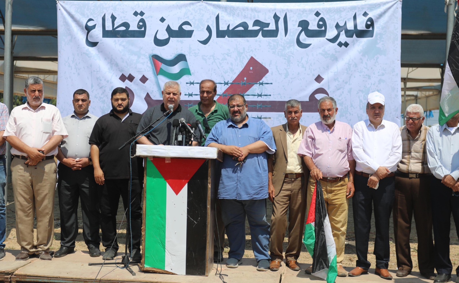 الفصائل بغزة تحذر من استمرار الحصار على القطاع وتوجه رسالة للوسطاء