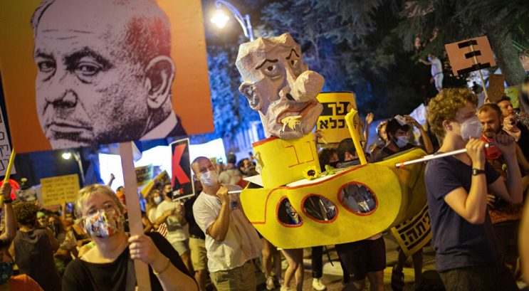 مظاهرات حاشدة ضد نتنياهو في 
