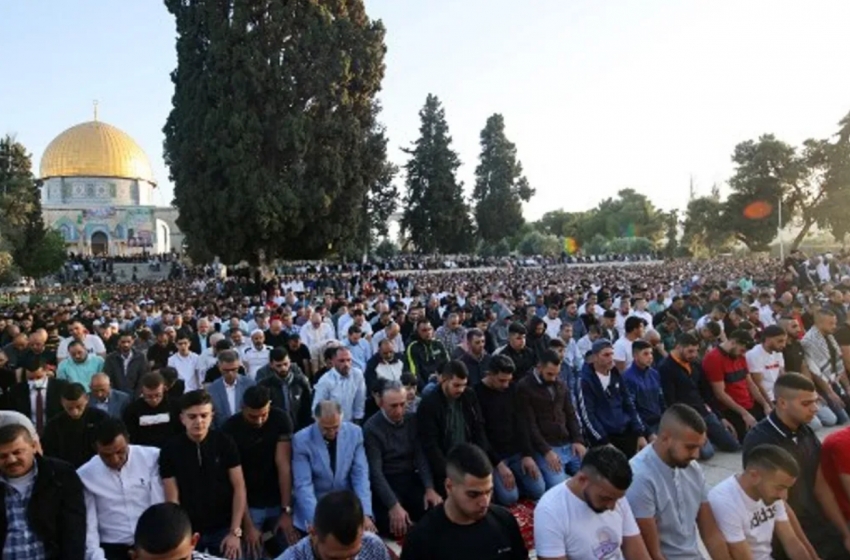 السلطات الإسرائيلية تسمح للفلسطينيين بزيارة الأقصى في رمضان