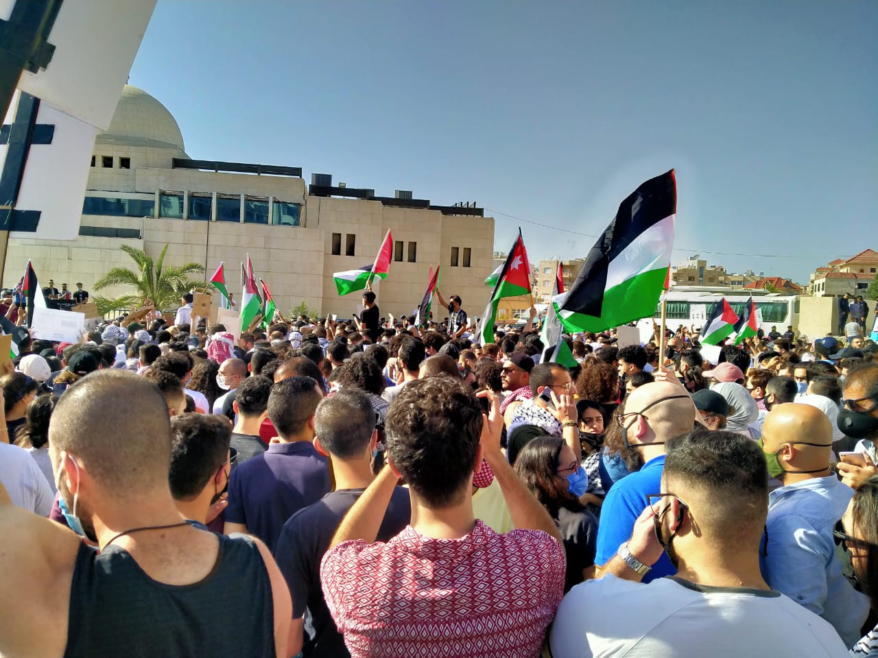 الأردن: اعتصام أمام السفارة الإسرائيلية دعما للأسرى