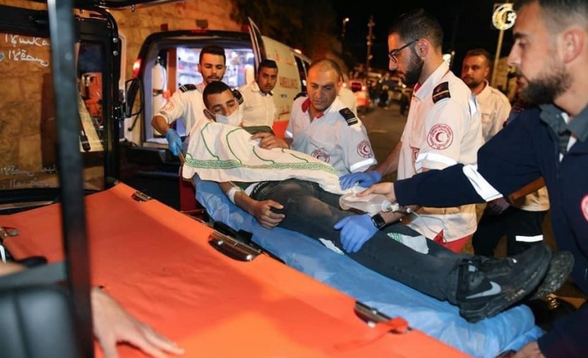 (محدث) الهلال الأحمر: 205 إصابات بمواجهات مع قوات الاحتلال الإسرائيلي في القدس 