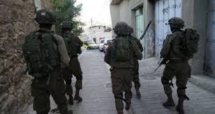 الاحتلال الإسرائيلي يعتقل شابين من بيت لحم