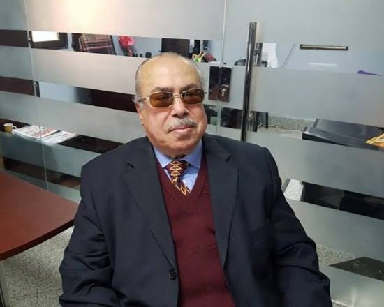 وفاة الصحفي المصري عباس الطرابيلي متأثراً بمضاعفات كورونا