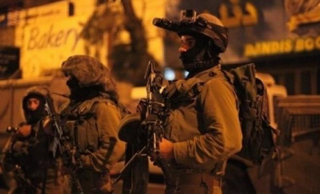الاحتلال يواصل انتهاكاته ويعتقل 5 فلسطينيين من الضفة الغربية