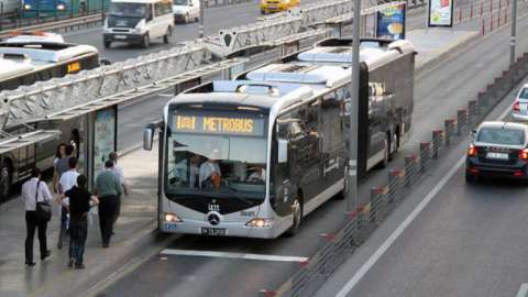 تركيا: ضبط 5 كيلوغرامات متفجرات في محطة حافلات اسطنبول