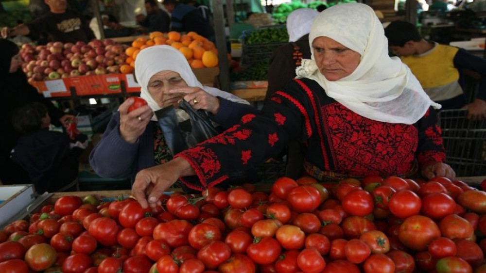 طالع أسعار الدواجن والخضروات في أسواق غزة اليوم الجمعة 