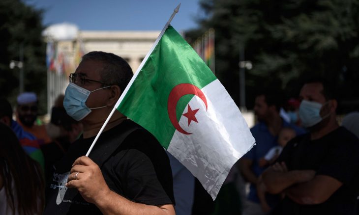 محلل سياسي جزائري: الجزائر تعتبر سندا تاريخيا للشعب الفلسطيني  