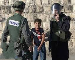 القدس.. الاحتلال يعتقل فتى من سلوان