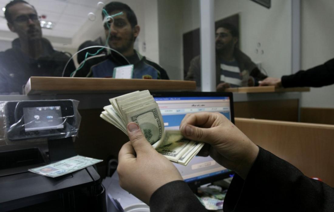 المالية بغزة تعلن موعد صرف رواتب الموظفين لشهر يونيو/2021