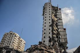 غزة: وزير الأشغال يوقع عقدا بـ3 ملايين يورو لإعادة تأهيل البرج الإيطالي الذي دمره الاحتلال عام 2014  
