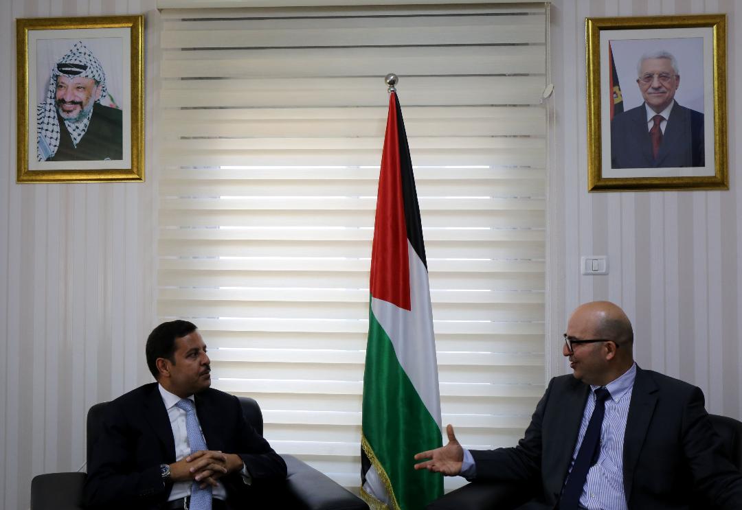 تفاصيل لقاء وزير شؤون القدس مع السفير الأردني لدى فلسطين !