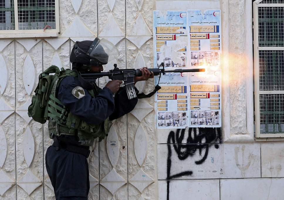 إصابة شاب فلسطيني بجراح حرجة برصاص الاحتلال  في مدينة قلقيلية