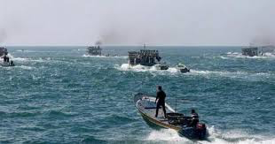 زوارق الاحتلال تطلق النار تجاه الصيادين شمال قطاع غزة