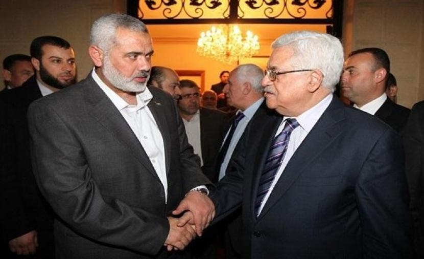 هنية يهنئ الرئيس عباس بحلول شهر رمضان