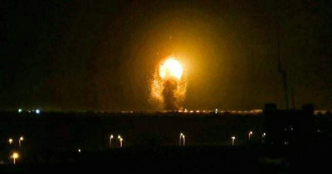 جيش الاحتلال: طائراتنا هاجمت أهدافًا لحركة حماس واستهدفت موقع لإنتاج الأسلحة والبنية التحتية