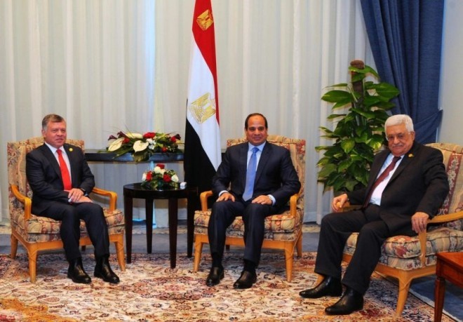 انطلاق أعمال القمة الثلاثية بين لرئيسين عباس والسيسي والعاهل الأردني في القاهرة