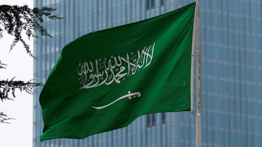 السعودية تستدعي سفيرها في بيروت للتشاور وتطلب من سفير لبنان مغادرة المملكة خلال 48 ساعة
