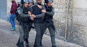 الاحتلال يعتقل أسيرا محررا من يعبد في القدس
