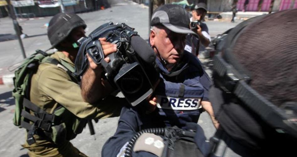 الإعلام الفلسطينية : 350 انتهاكا تعرض له الصحفيين الفلسطينين خلال عام 2020