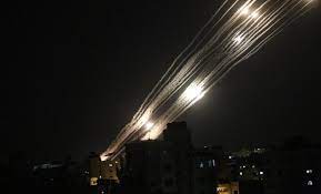 (محدث) المقاومة الفلسطينية تقصف مستوطنات الغلاف برشقات صاروخية انتقاماً لشهداء الضفة وغزة 