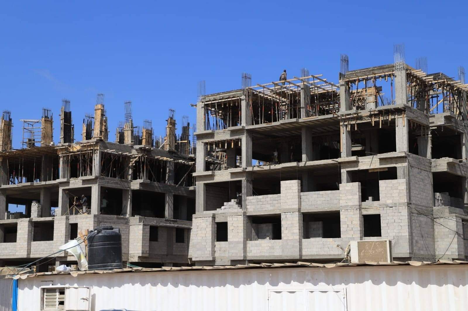 الأشغال بغزة: استكمال إنشاء بنايات جديدة في مدينة دار مصر 3