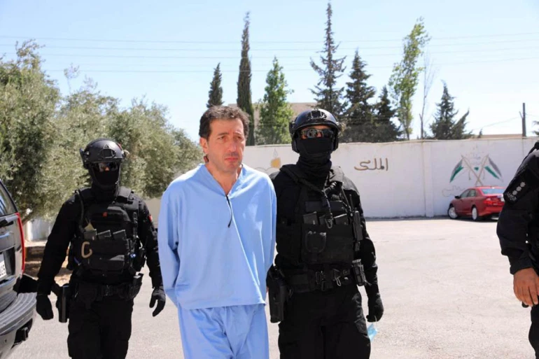 الأردن: حكم بسجن باسم عوض الله والشريف حسن 15 سنة في 