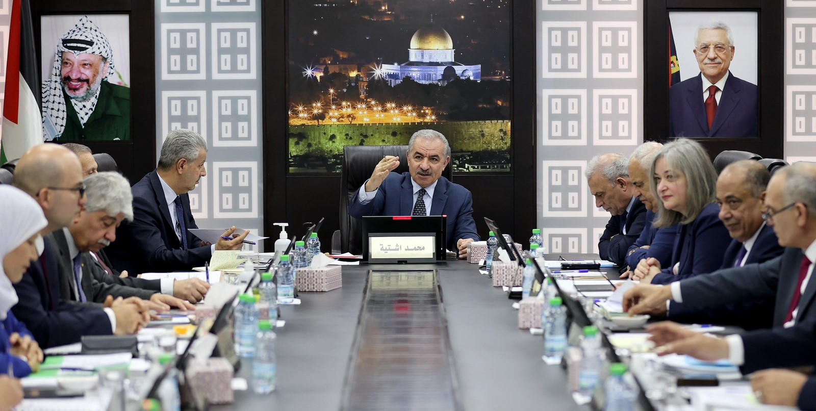 فيديو- بمستهل جلسة الوزراء....اشتية: نرحب بدعوة الرئيس إلى حوار وطني شامل لتعزيز وحدة الصف الفلسطيني 