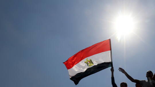 القاهرة تطالب تل أبيب بتقصي الحقائق حول التقارير عن مقبرة جماعية لجنود مصريين أحرقتهم إسرائيل أحياء