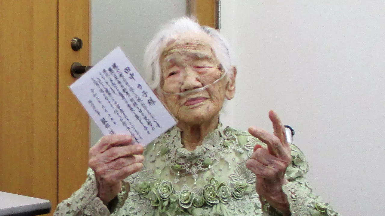 وفاة أكبر شخص في العالم... سيدة تبلغ 119 عاما وهذا روتينها اليومي