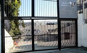 القدس.. مستوطنون يهاجمون منازل مواطنين في حي وادي الجوز 