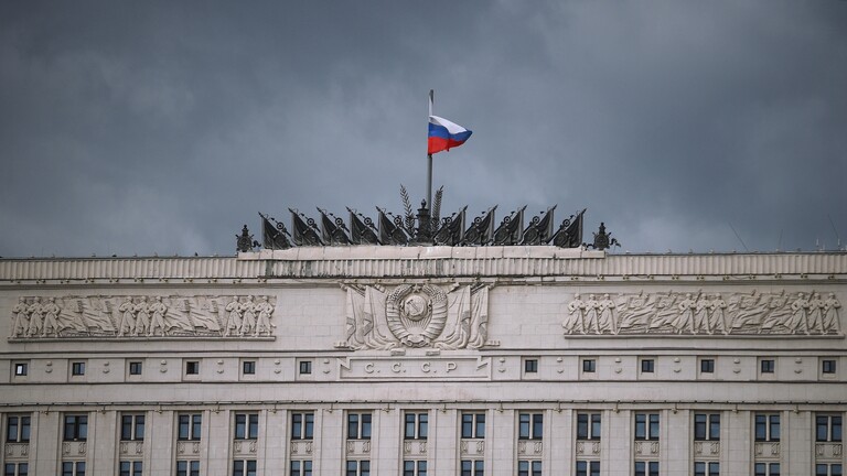 الدفاع الروسية توجه نداء لسكان كييف لتجنب ضربات فائقة الدقة على مراكز الهجمات الإعلامية ضد روسيا