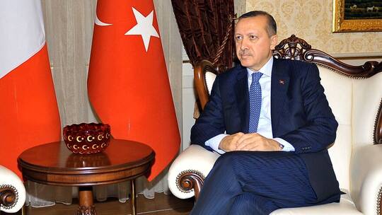 الرئيس التركي يجتمع بكبار مساعديه لـ