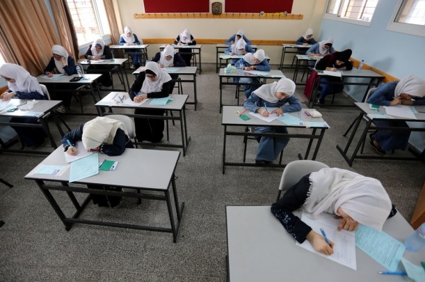 رسميا: تأجيل امتحانات الثانوية العامة في فلسطين لمدة أسبوع