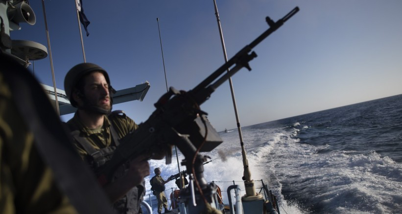 الاحتلال يستهدف مراكب الصيادين شمال غزة