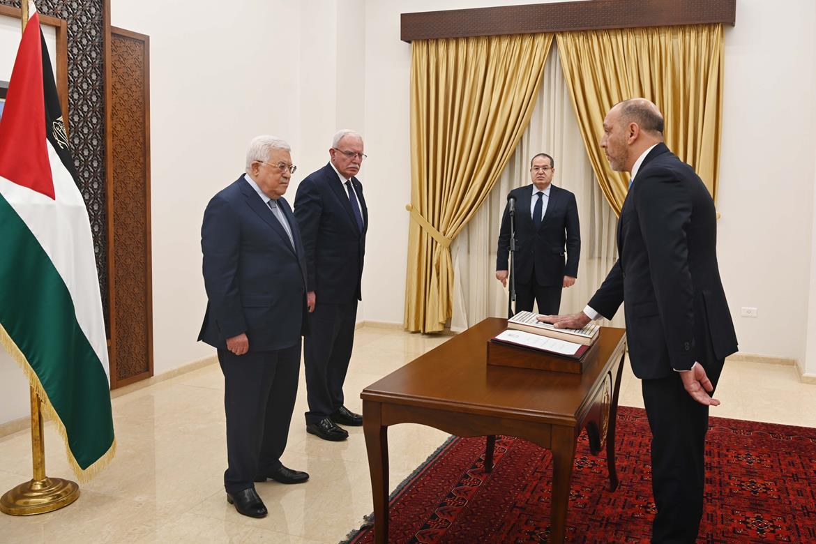 ليث عرفة يؤدي اليمين القانونية أمام الرئيس عباس سفيرا لدولة فلسطين لدى ألمانيا