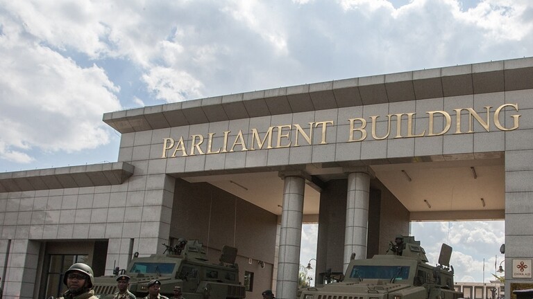 وزير سابق ينتحر في مبنى البرلمان في ملاوي 